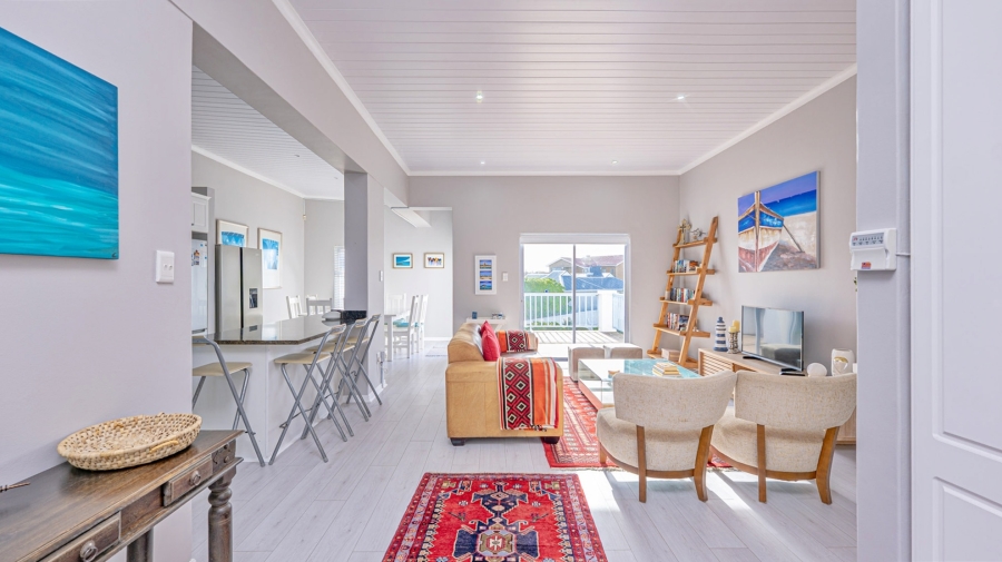 3 Bedroom Property for Sale in Struisbaai Western Cape